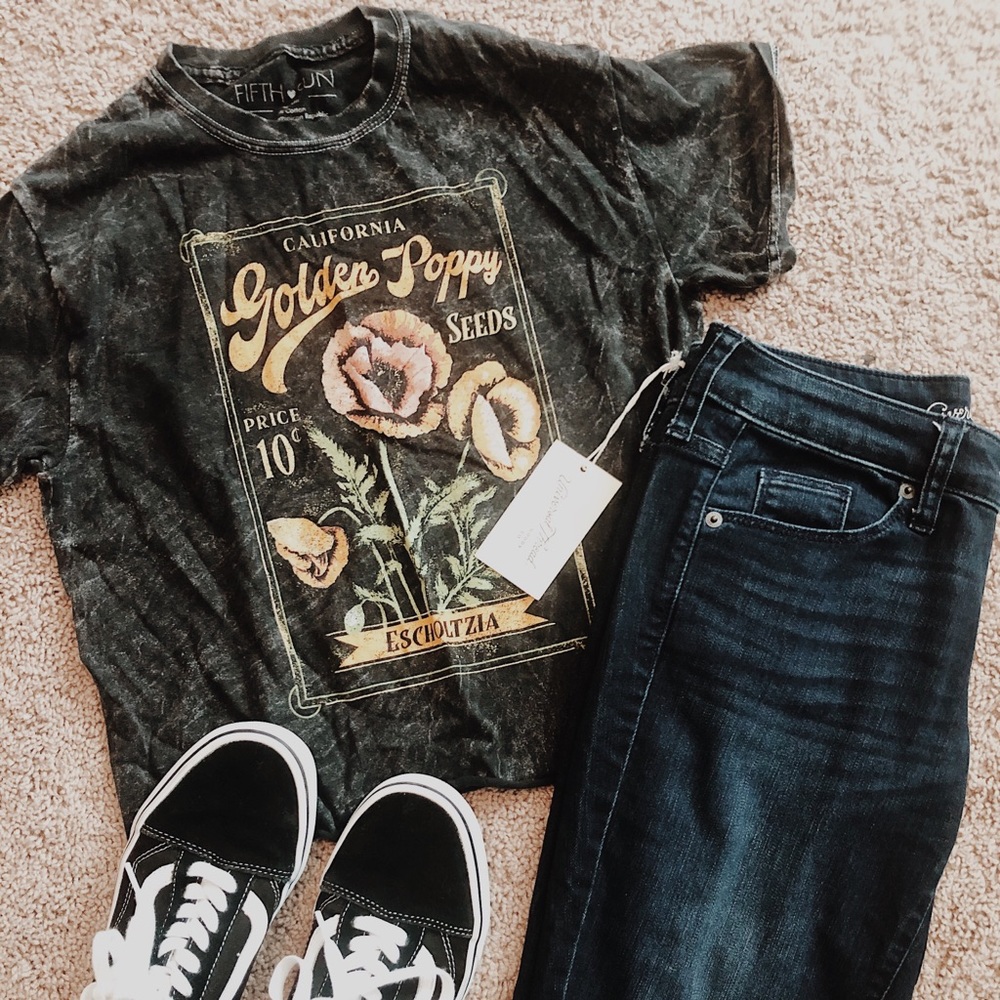 Universal Thread ✧ Mid Rise Skinny Jeans